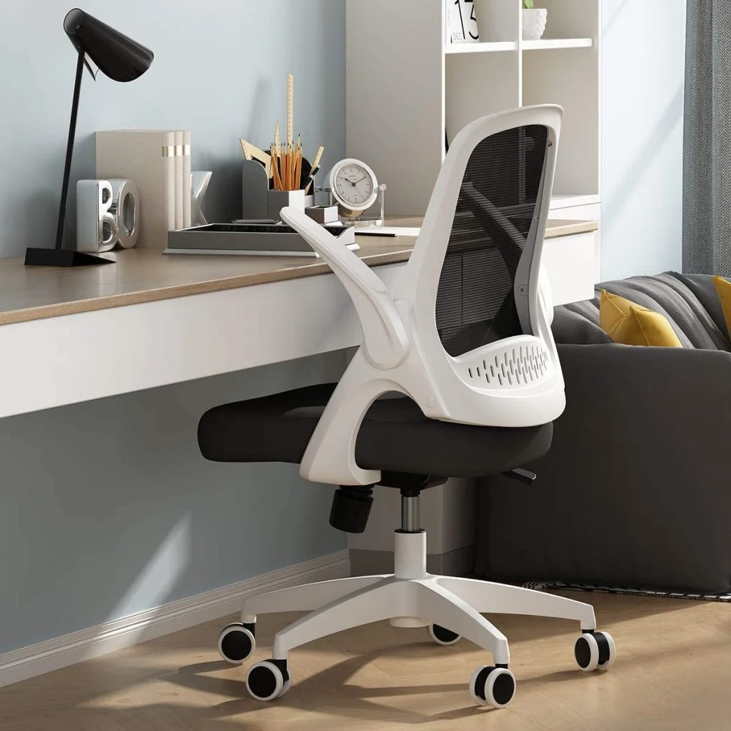 silla hbada de escrotio pequeña